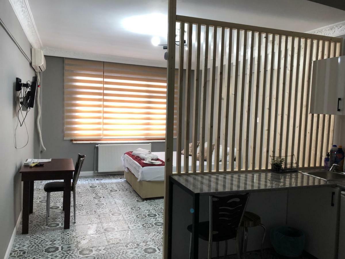 First Suite Taksim อิสตันบูล ภายนอก รูปภาพ